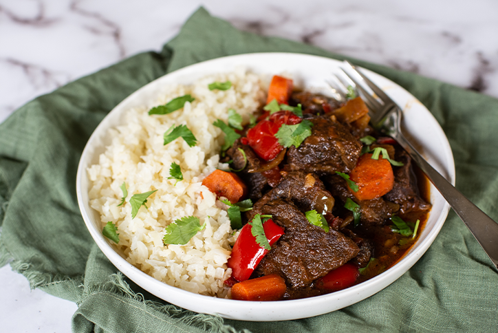 Estofado de carne de res de curry de coco de coconero – Dr. Kellyann