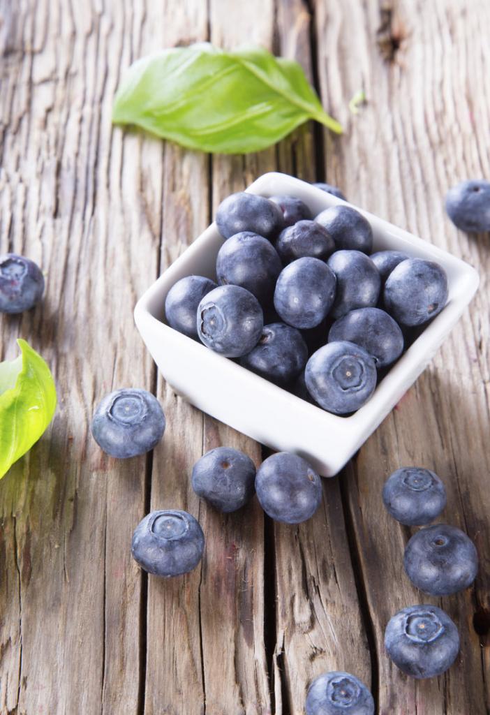 Leafy Greens and Blueberries: Keeping You Young and Happy