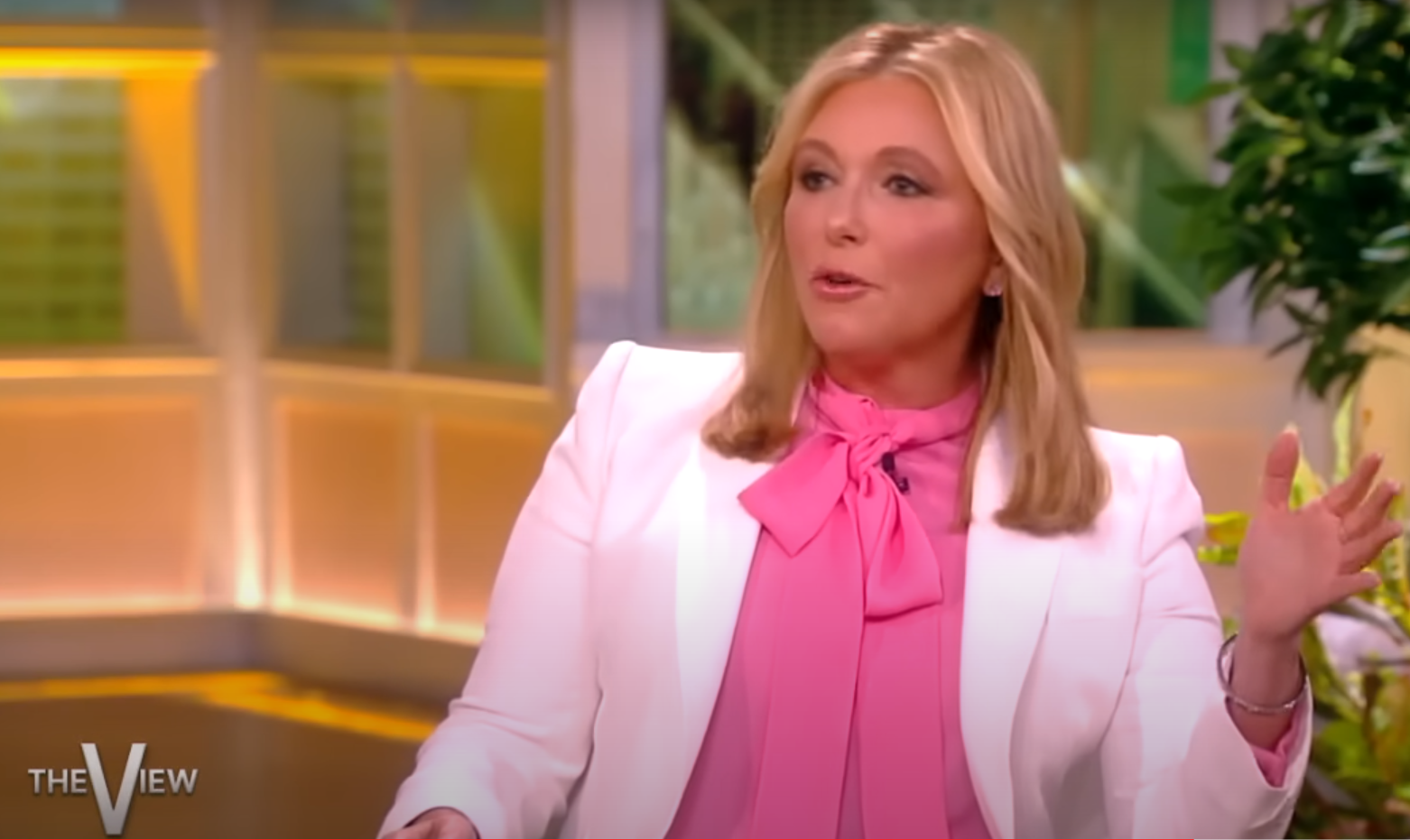 Dr. Kellyann Talks Why Gut Health Matters on The View