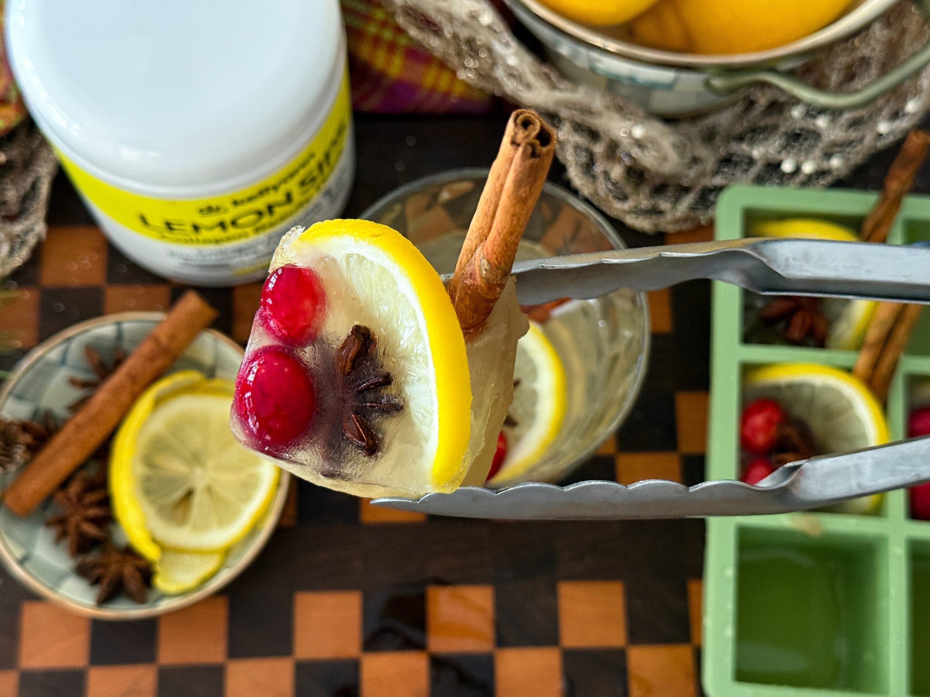 Merry & Bright Lemon Sips Mocktail Ice Cubes