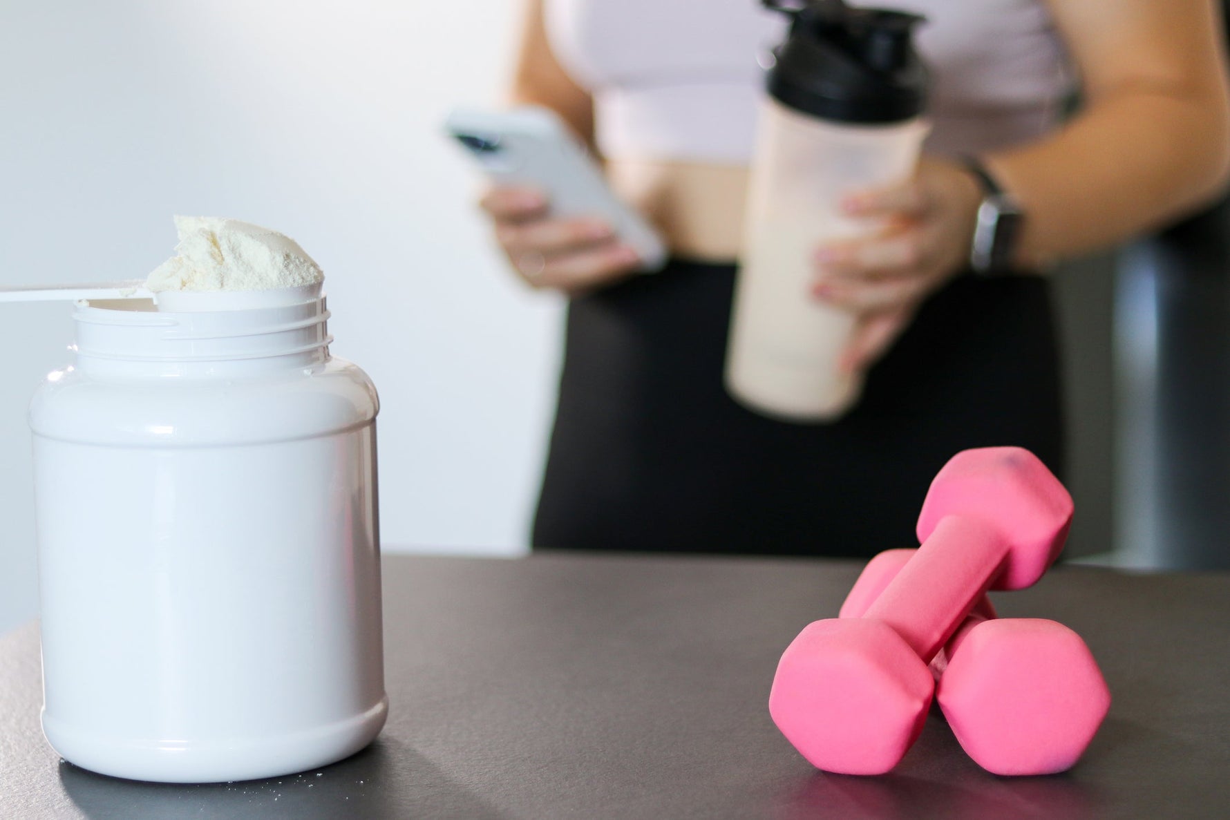 Creatine for Perimenopause: Supporting Energy, Muscle, and Mental Clarity Through the Transition